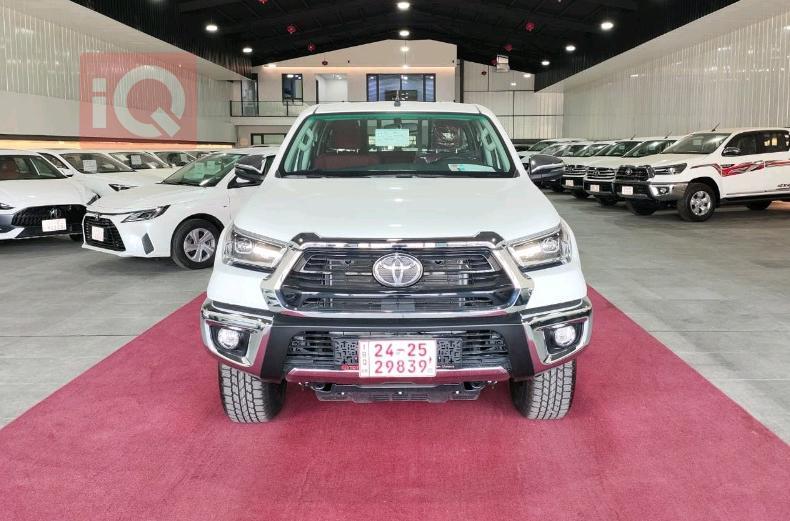 تويوتا هايلوكس